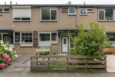 Woning Christinalaan 17 Zwartewaal