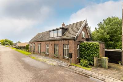 Woning Schenkeldijk 60 Strijen