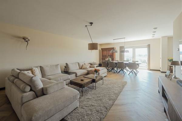 Woning Hongerlandsedijk 52 Spijkenisse