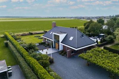 Woning Land van Esseweg 2b Strijen