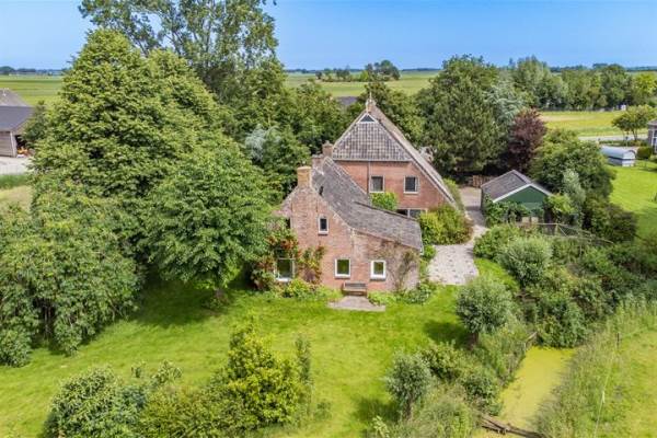 Woning Mûnebuorren 1 Ingwierrum