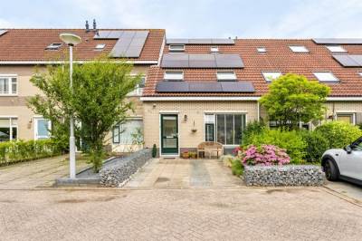 Woning Ligusterhof 15 Heemskerk