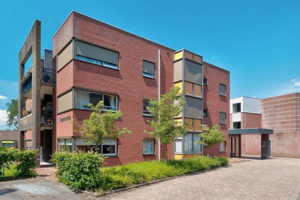 Woning Zonneweide 17 Surhuisterveen