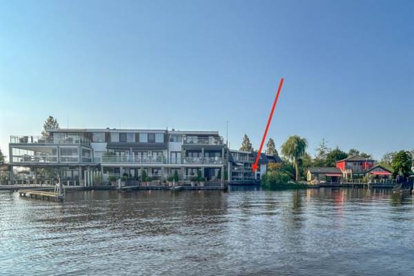 Woning Veendijk 1Aap06 Loosdrecht