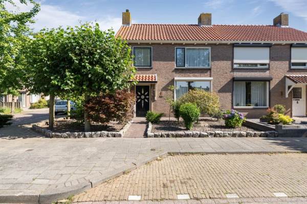 Woning Karolinastraat 26 Oud Gastel