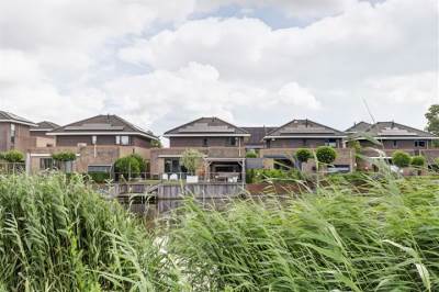 Woning Duizendschoon 56 Hendrik-Ido-Ambacht