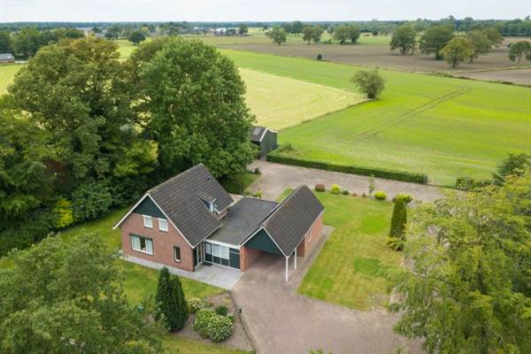 Woning Rector Hulshofstraat 19 Harreveld