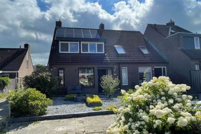 Woning van Leeuwenhoekstraat 38 Hoogeveen