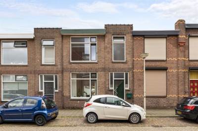 Woning Pastoor De Meulemeesterstraat 7 Bergen op Zoom