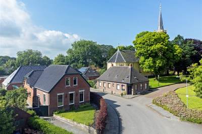 Woning Hoofdstraat 28 Usquert