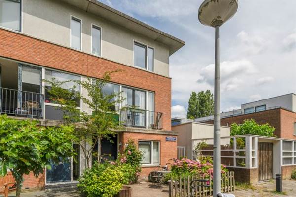 Woning Tretjakovlaan 63 Amsterdam