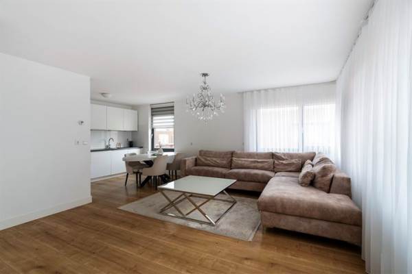 Woning Honselersdijkstraat 82 Den Haag