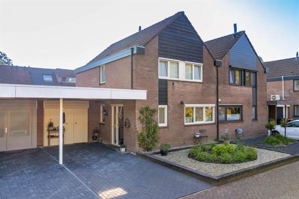 Woning De Buizerd 54 Almelo