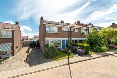 Woning Jasmijnplantsoen 16 Rhenen