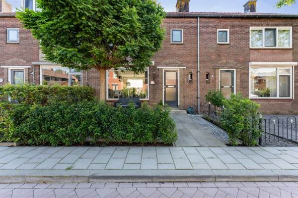 Woning Dr. A. de Haanstraat 7 Oud-Alblas