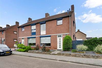 Woning Burgemeester Magnéestraat 4 Horn