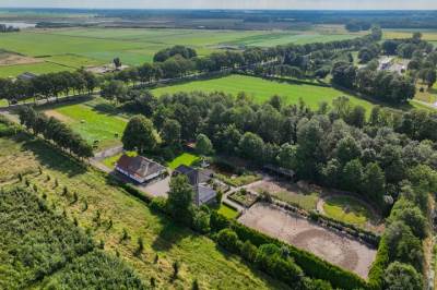 Woning Hoofdweg 6 Scharmer