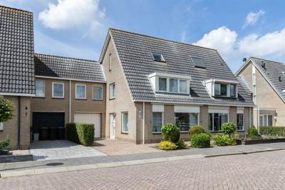 Woning Prins Johan Frisostraat 5 Oud-Alblas