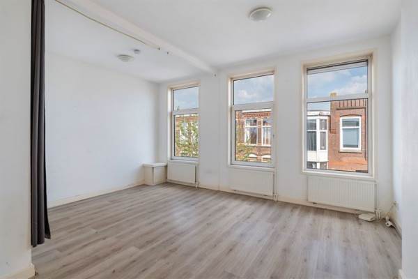 Woning Van der Helststraat 61 Den Haag