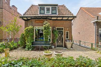 Woning Stationsweg 158 Sliedrecht