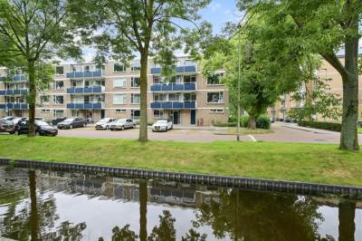Woning Goudenregenplantsoen 2 Alphen aan den Rijn