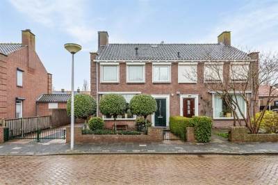 Woning Ravelijnstraat 13 Hellevoetsluis