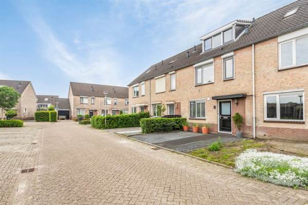 Woning Kwikstaart 5 Numansdorp