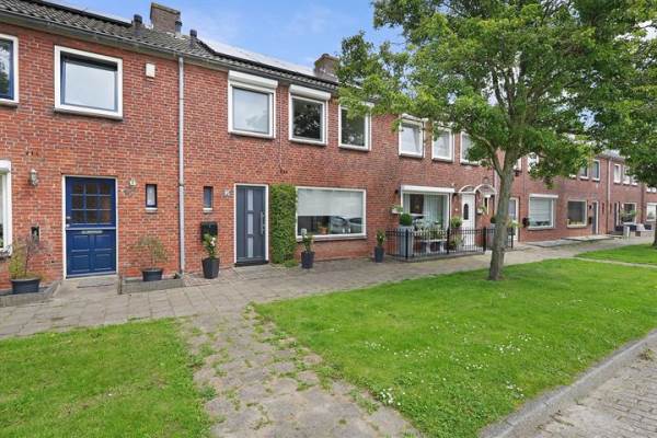Woning Nagelenburgsingel 95 Oost-Souburg
