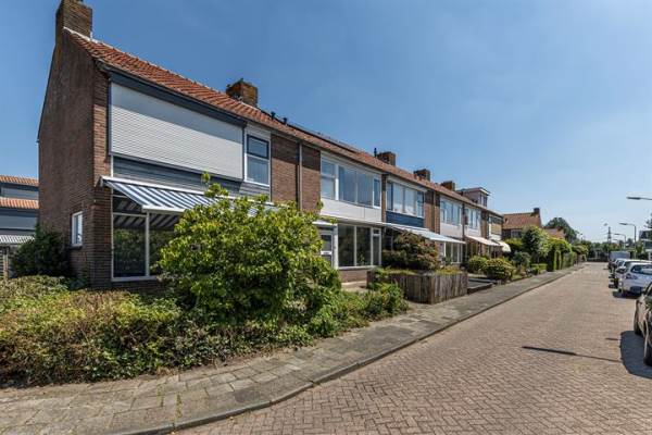 Woning Graaf Hendrik van Nassaustraat 13 Ouderkerk aan den IJssel