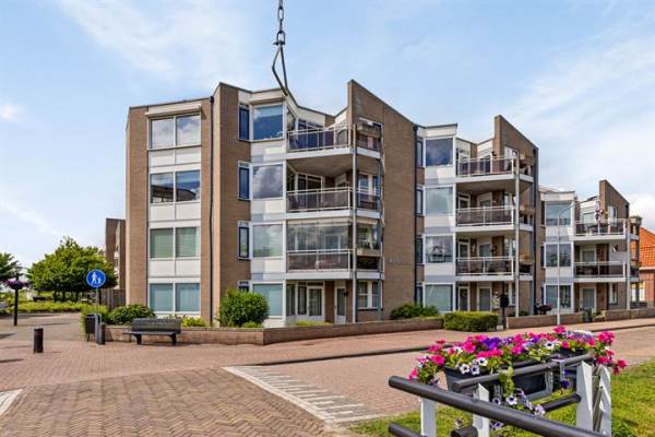 Woning Havenplein 24 Musselkanaal