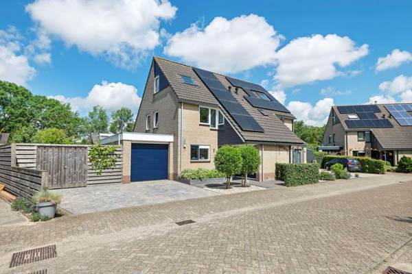 Woning Aldert van der Zwaardhof 30 Rijsenhout
