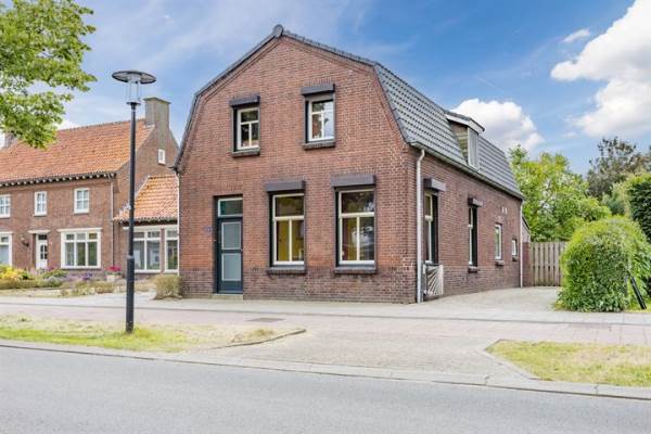 Woning Monseigneur Geurtsstraat 4 Maashees