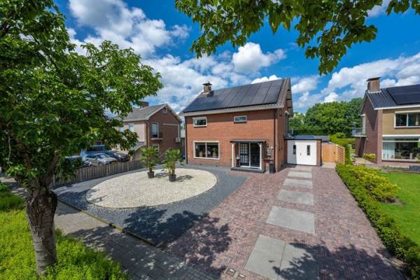 Woning Adam van Delenstraat 9 Eck en Wiel