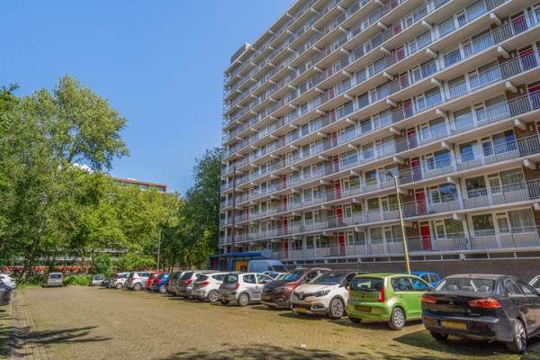 Woning Albertine Agneslaan 82 Vlaardingen