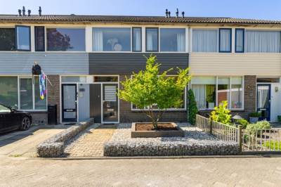 Woning Mart. van Rijswijkplein 13 Andel