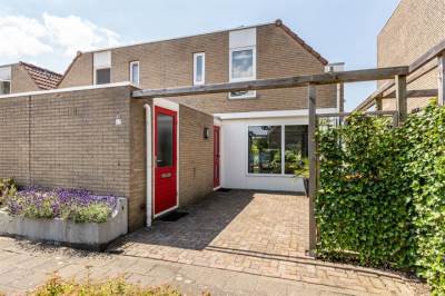Woning Karveel 5737 Lelystad