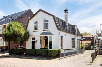 Woning Damstraat 31 Hardinxveld-Giessendam