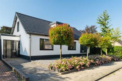 Woning Molenstraat 6 Almkerk