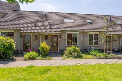 Woning Manhille 22 Westmaas