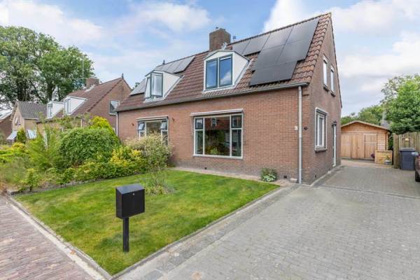Woning Schoolstraat 9 Oosterstreek