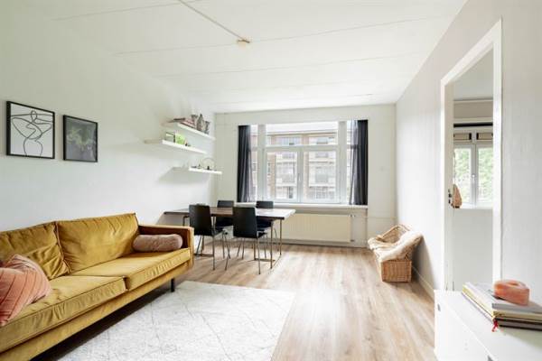 Woning Juliana van Stolbergstraat 502 Amsterdam