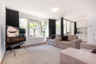 Woning Krooswijkhof 16 Amsterdam