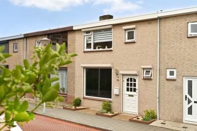 Woning Goudenregenstraat 4 Steenbergen (NB)
