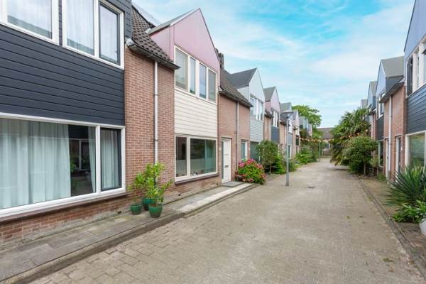 Woning Ridderspoor 39 Zwaag