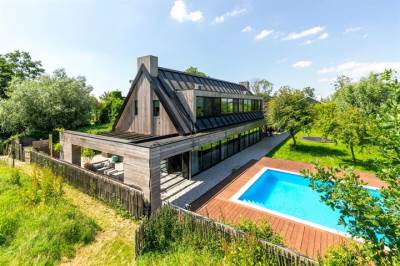 Woning Ryksstrjitwei 4 Menaam