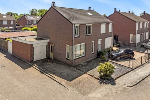 Woning De Vaart 115 Geleen