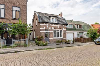 Woning Adamsweg 2 Tiel