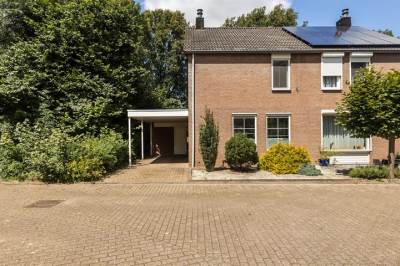 Woning Maria van Bourgondiëstraat 10 Sittard