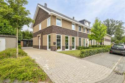Woning De Waag 10 Veeningen