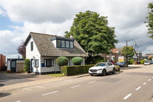 Woning Oud-Loosdrechtsedijk 183 Loosdrecht